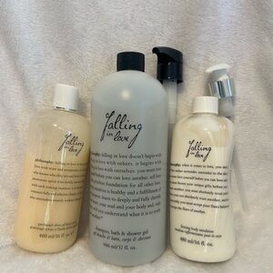 NIB Philosophy Falling in Love Bath Essentials Set w 2 Pumps Discontinued